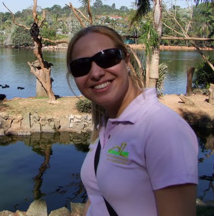 Prof.ª Juliana Romão